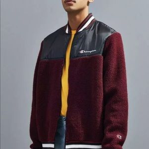 Champion UO Sherpa Jacket Mulled Red Berry Varsity